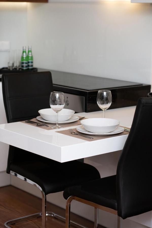 Royal City Center Mennica Residence By Noclegi Renters 바르샤바 외부 사진