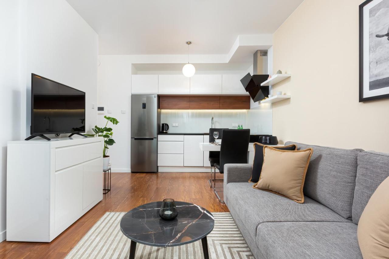 Royal City Center Mennica Residence By Noclegi Renters 바르샤바 외부 사진