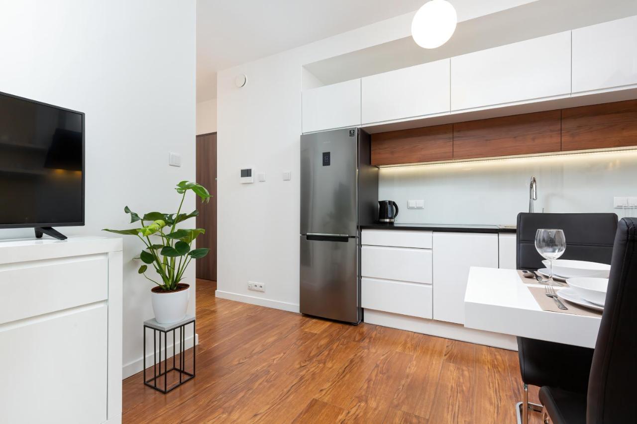 Royal City Center Mennica Residence By Noclegi Renters 바르샤바 외부 사진