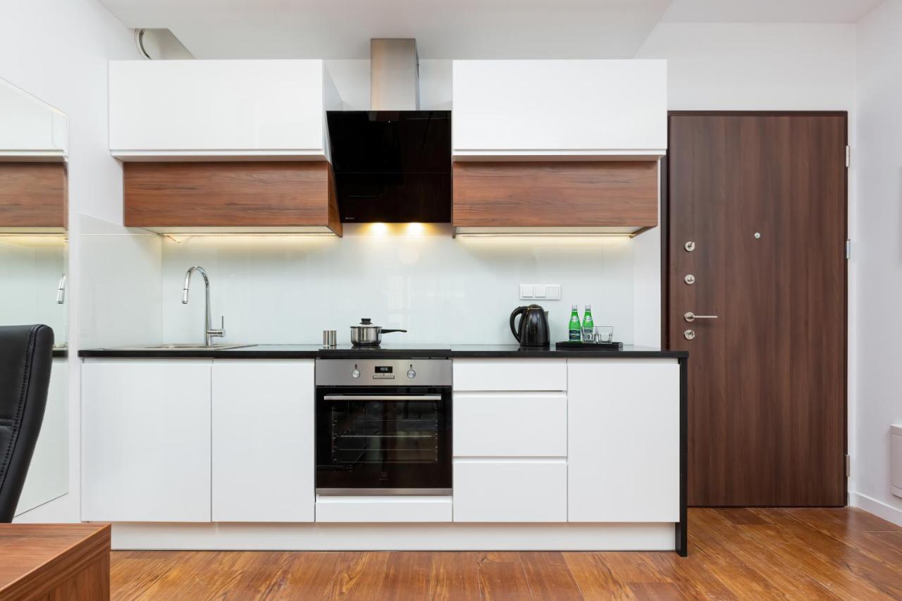 Royal City Center Mennica Residence By Noclegi Renters 바르샤바 외부 사진