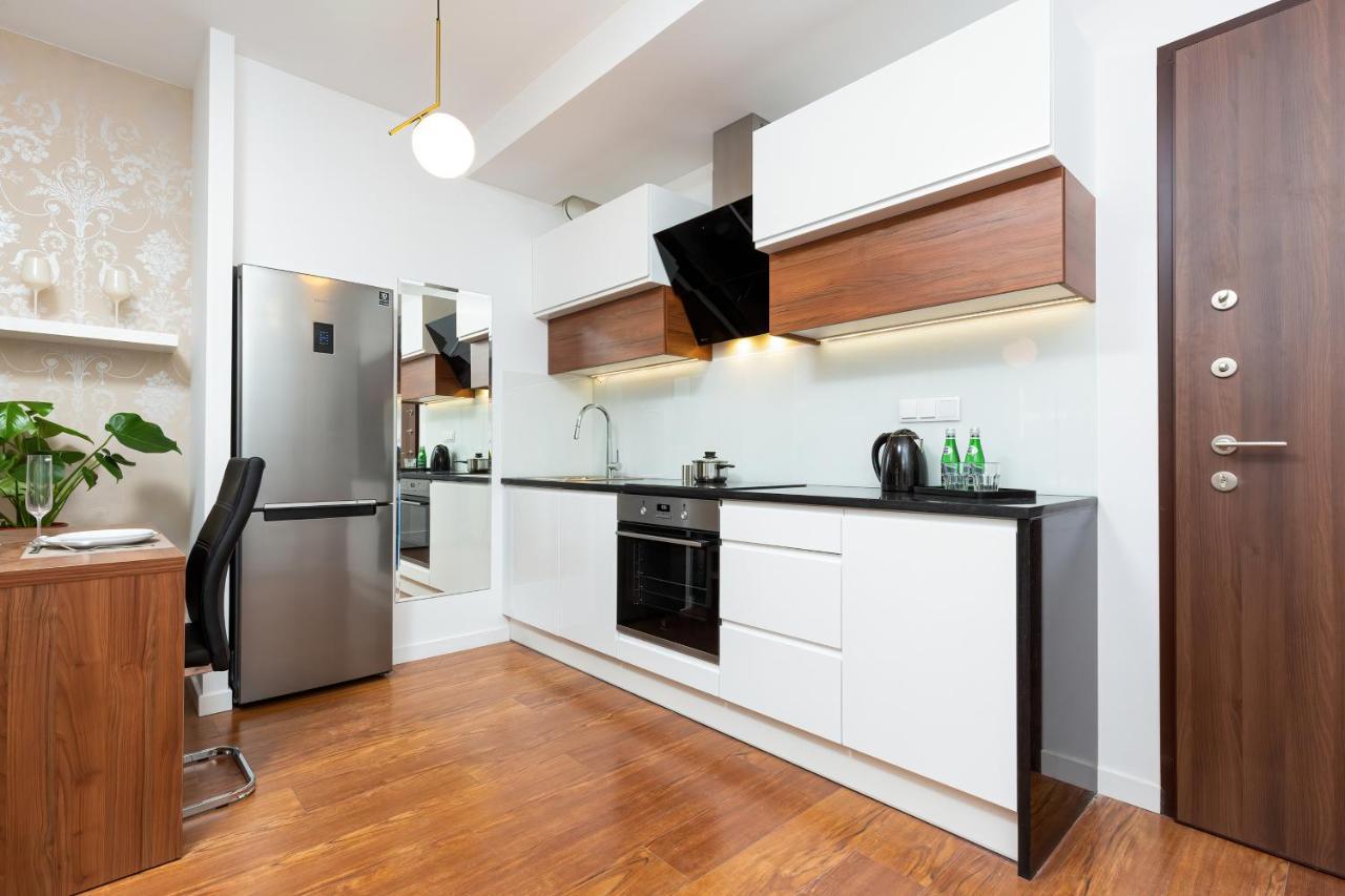 Royal City Center Mennica Residence By Noclegi Renters 바르샤바 외부 사진