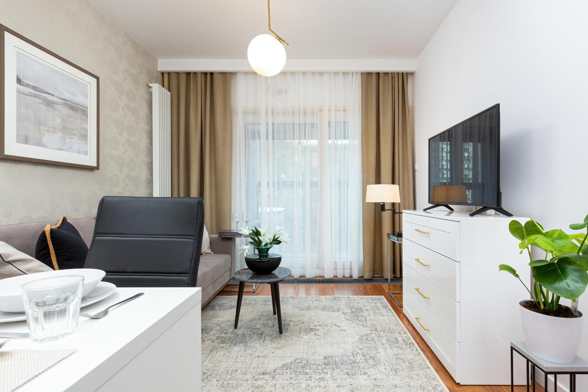 Royal City Center Mennica Residence By Noclegi Renters 바르샤바 외부 사진